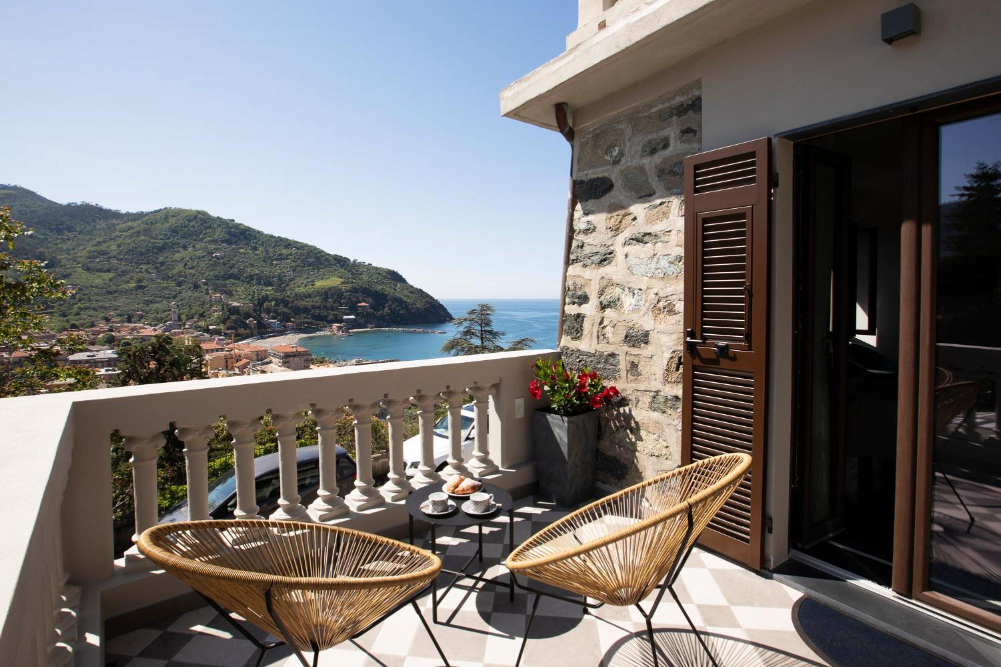 Bellevue - Rooms & Suites Леванто Экстерьер фото